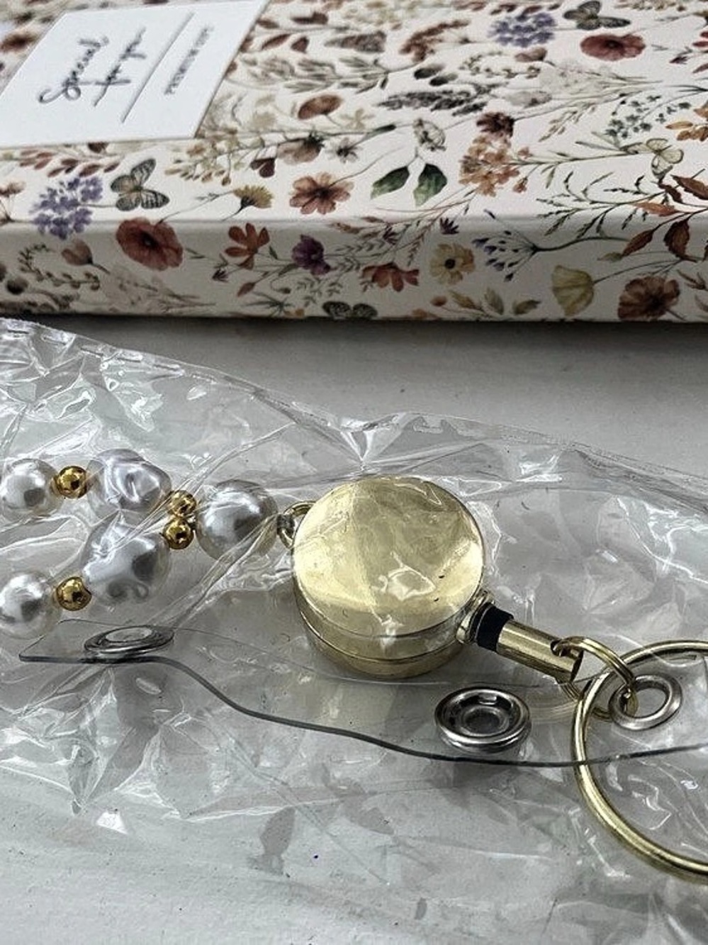 Beaded Retractable ID Badge Reel White Gold NWT